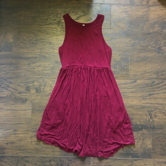 Flowy Burgundy T-shirt Material Dress - Picture 2 of 3